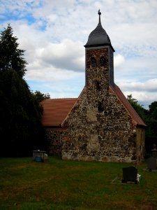 Kirche Reinsdorf -Westansicht hochkant- August 2020