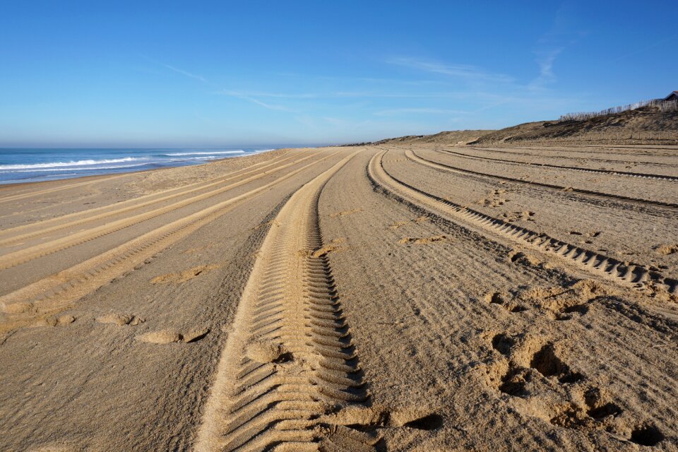 Sand trace beach sea