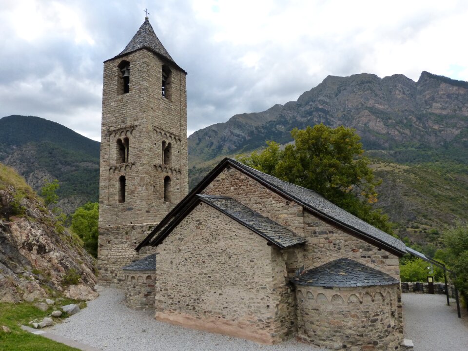 Romanesque pyrenees catalunya