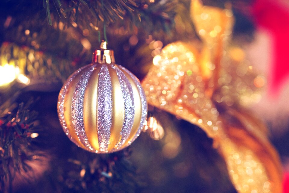 Ornaments gold silver