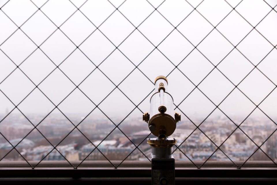 Fence view telescope