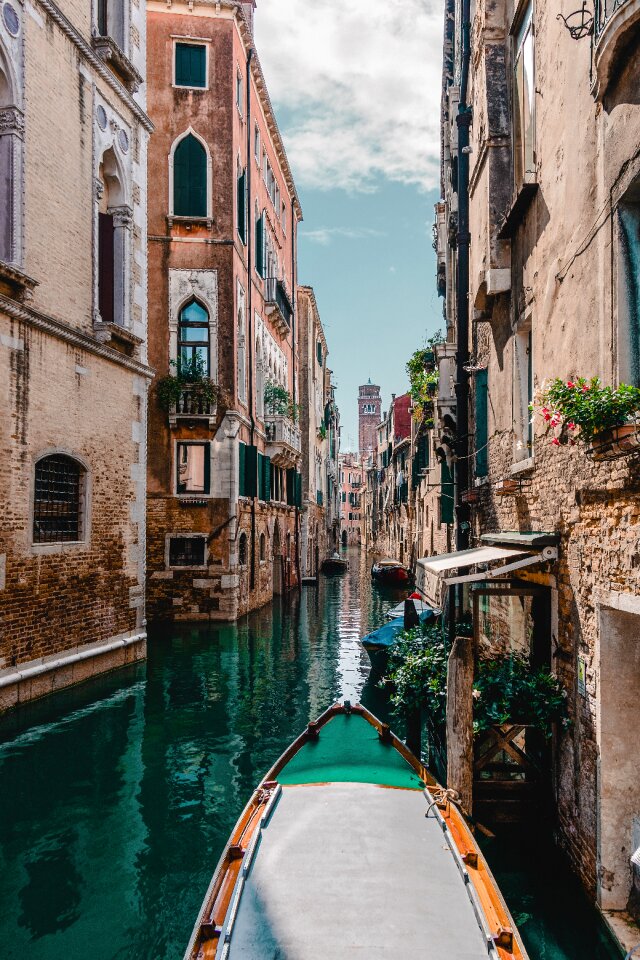 Architecture boat bridge