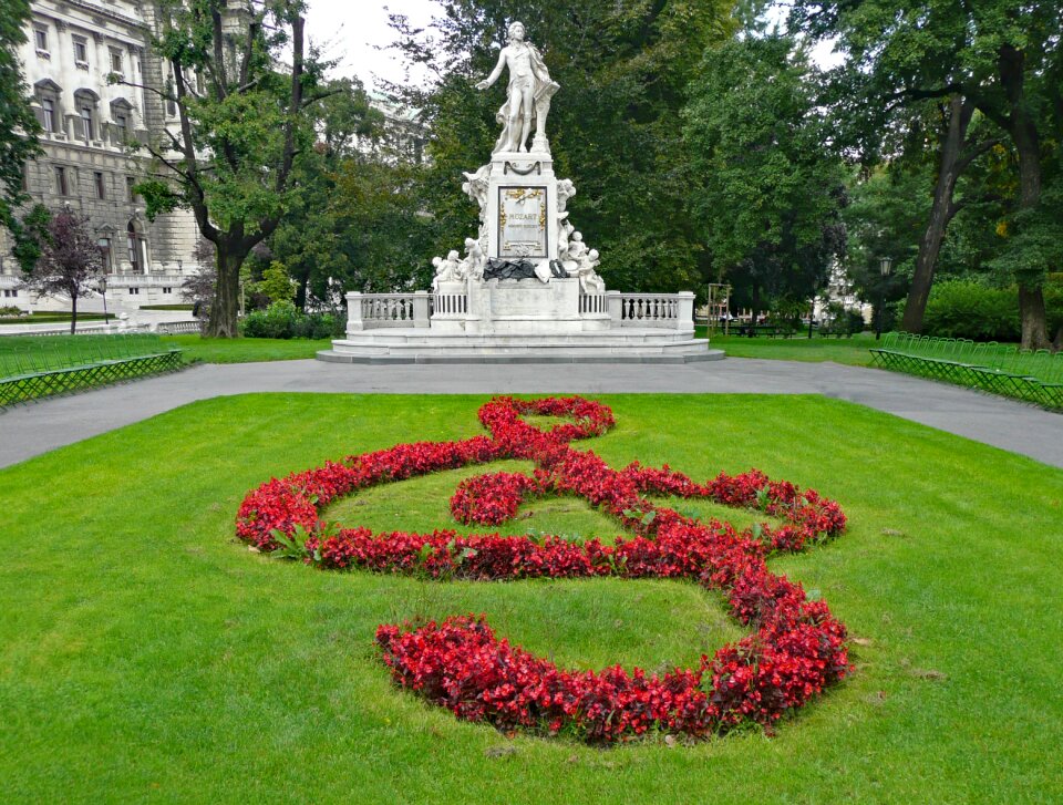 Monument mozart classic