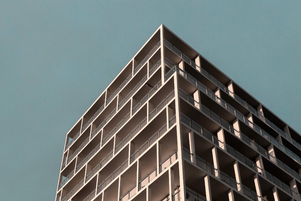 Building infrastructure sky