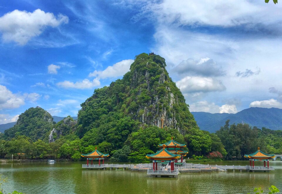 Lake pavilion mountain