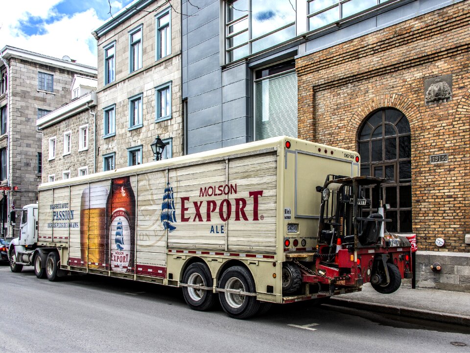 Great truck advertising canada
