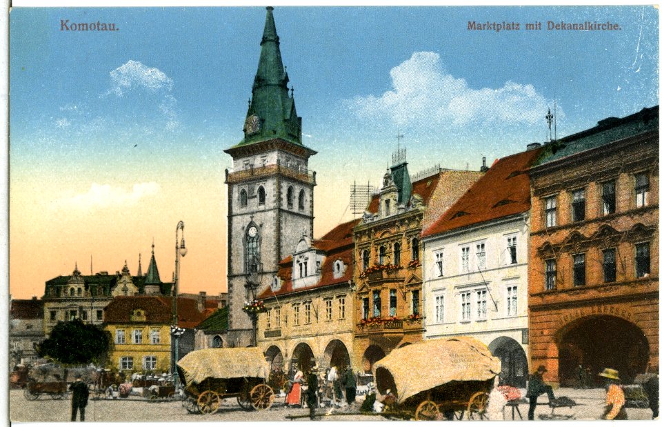 14495-Komotau-1912-Dekanalkirche und Markt-Brück & Sohn Kunstverlag