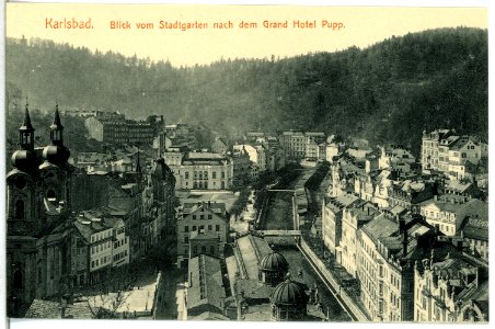 14520-Karlsbad-1912-Blick vom Stadtgarten auf Karlsbad und Grand Hotel Pupp-Brück & Sohn Kunstverlag