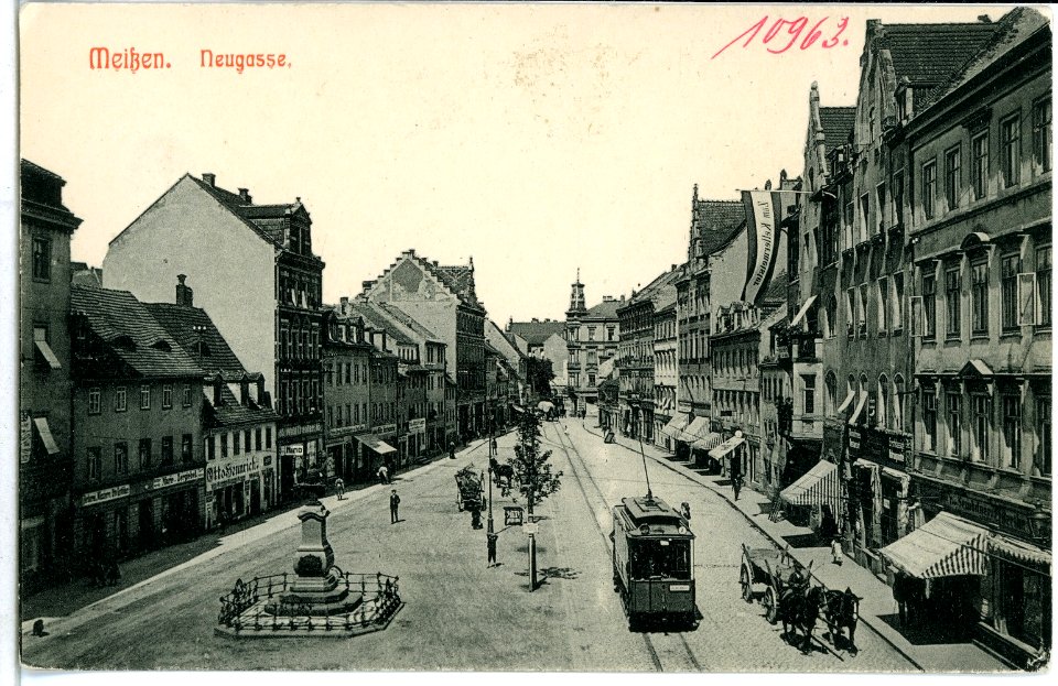 10963-Meißen-1909-Neugasse mit Böttgerdenkmal und Straßenbahn-Brück & Sohn Kunstverlag