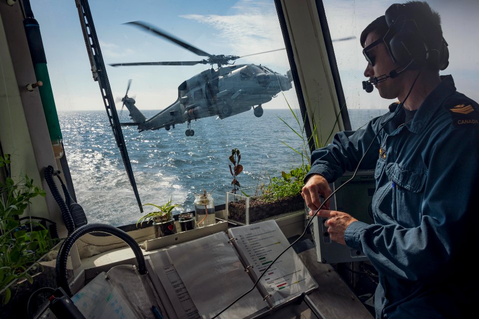 OPERATION REASSURANCE - Her Majesty's Canadian Ship HALIFA…