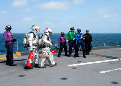 210915-N-LK647-0083