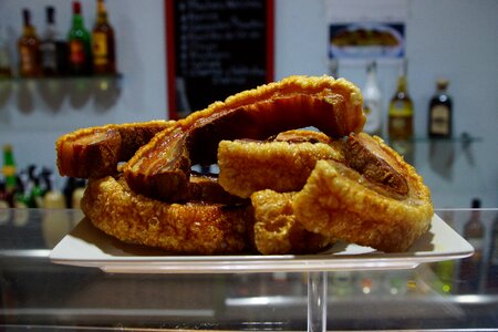Dish pork bar