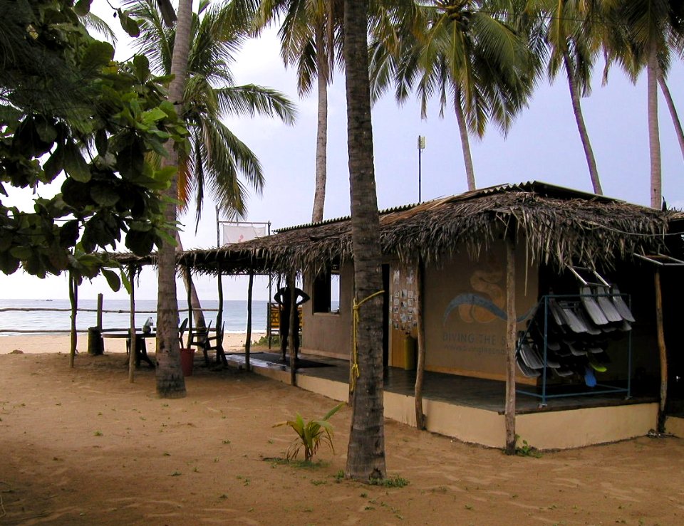 Trincomalee Beach, Sri Lanka 10/15