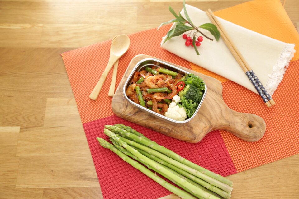 Wood vegetable dinner