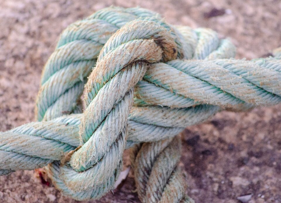 Nautical twisted pattern