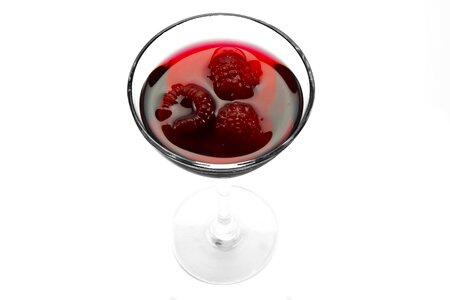 Alcohol juice raspberries