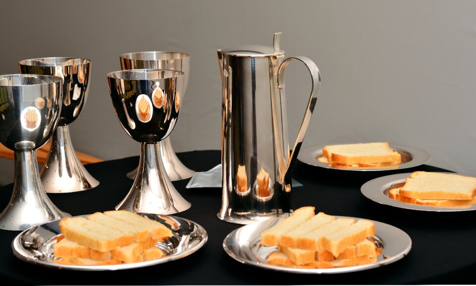 Supper dishes passion celebration of holy communion