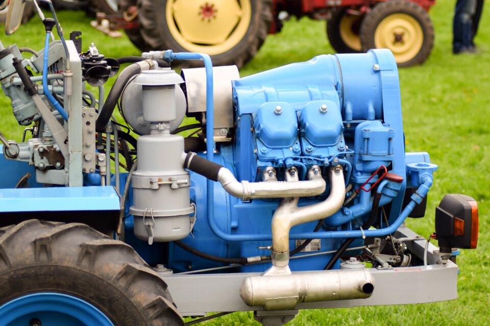 Commercial vehicle eigenbau tractors
