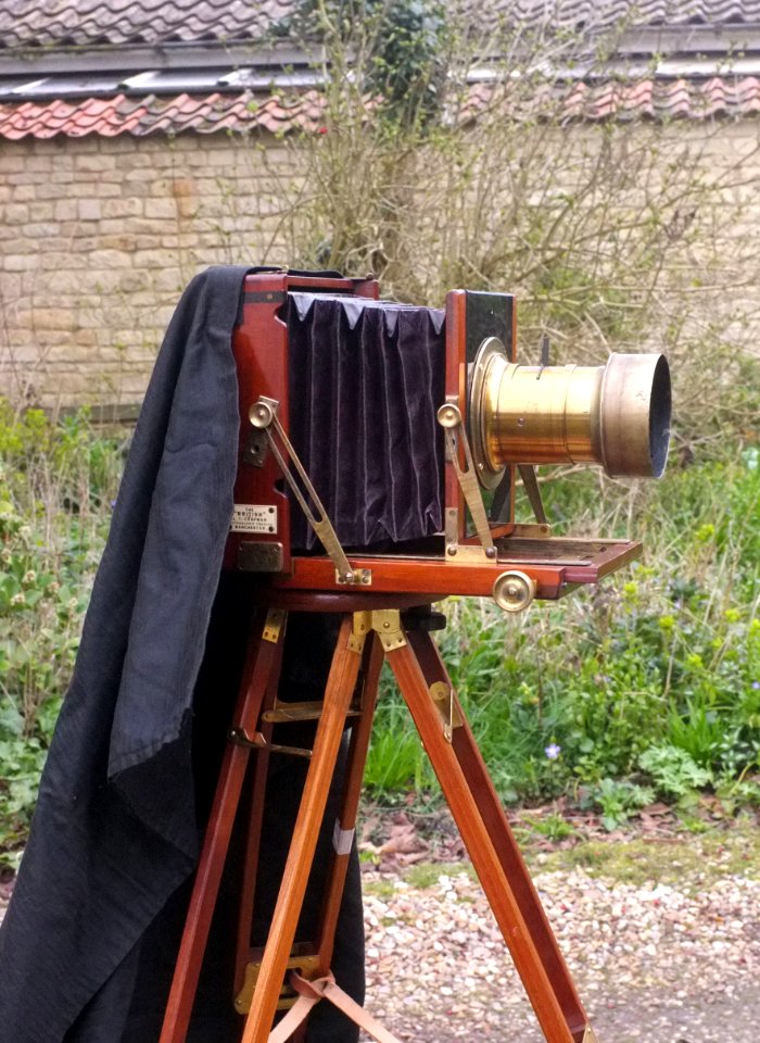 1890 British with 1860's Petzval lens