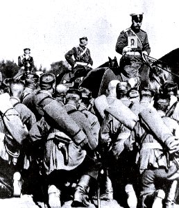 Antes de Bat. Lagos Masurianos el Zar muestra ícono religi…