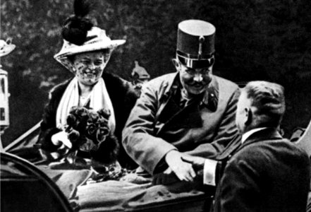 Junio 1914, Archiduque Francisco Fernando de Austria y su …