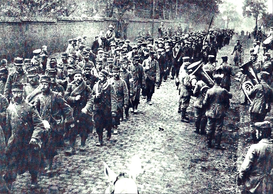 1914 Sep Soldados franceses prisioneros