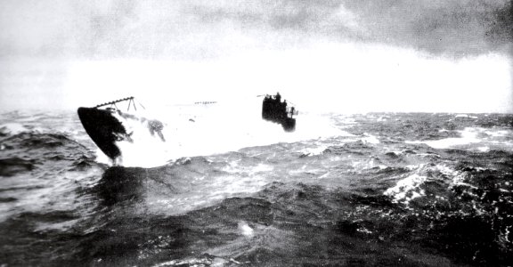 U-Boats alemanes causa de racionamiento Gran Bretaña 1917 photo