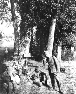 1914 Marne - Oficial aleman al teléfono photo