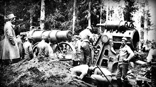 1914 Austria cambia frente de Serbia a Rusia