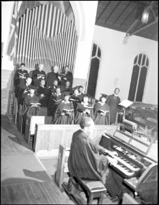 Choir and leader, Grace Price - Methodist Episcopal Church… photo