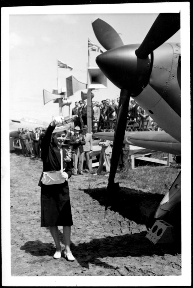 Elsie Gregory christens new plane