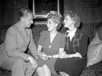 Gene Raymond, Mary Pickford, Jeanette MacDonald photo