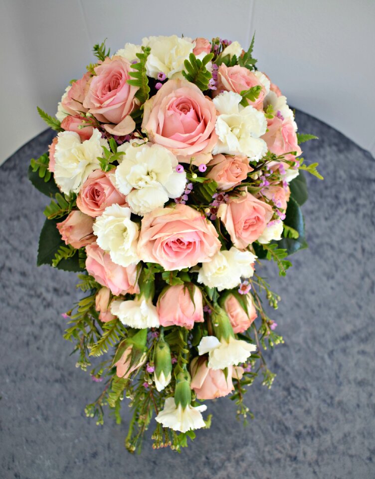 Bouquet love marriage
