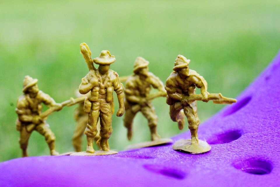 Garden game characters plastic soldiers