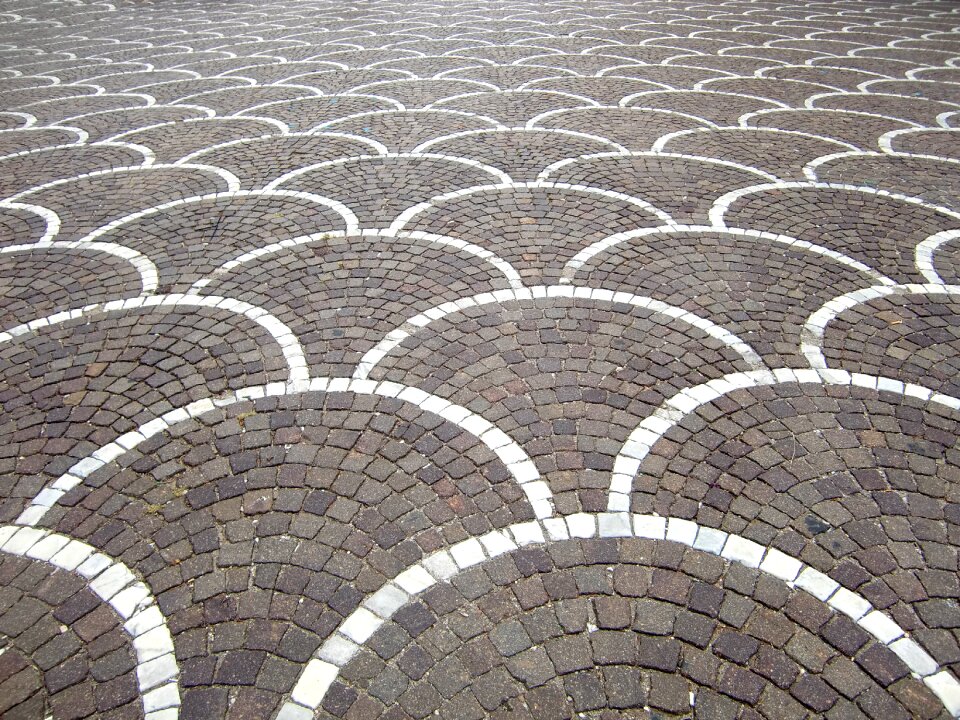 Ground pavement black white