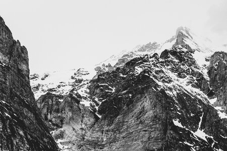 Snow peak black and white
