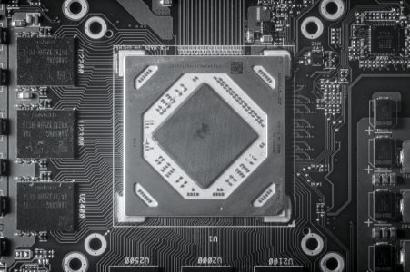 AMD@7nm@RDNA_2nd_gen@Navi22@Radeon_RX_6700_XT@215-0932396@…