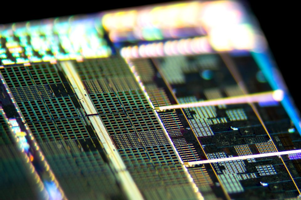 AMD@7nm(12nmIOD)@Zen3@Vermeer@Ryzen_5_5600X@100-000000064_…