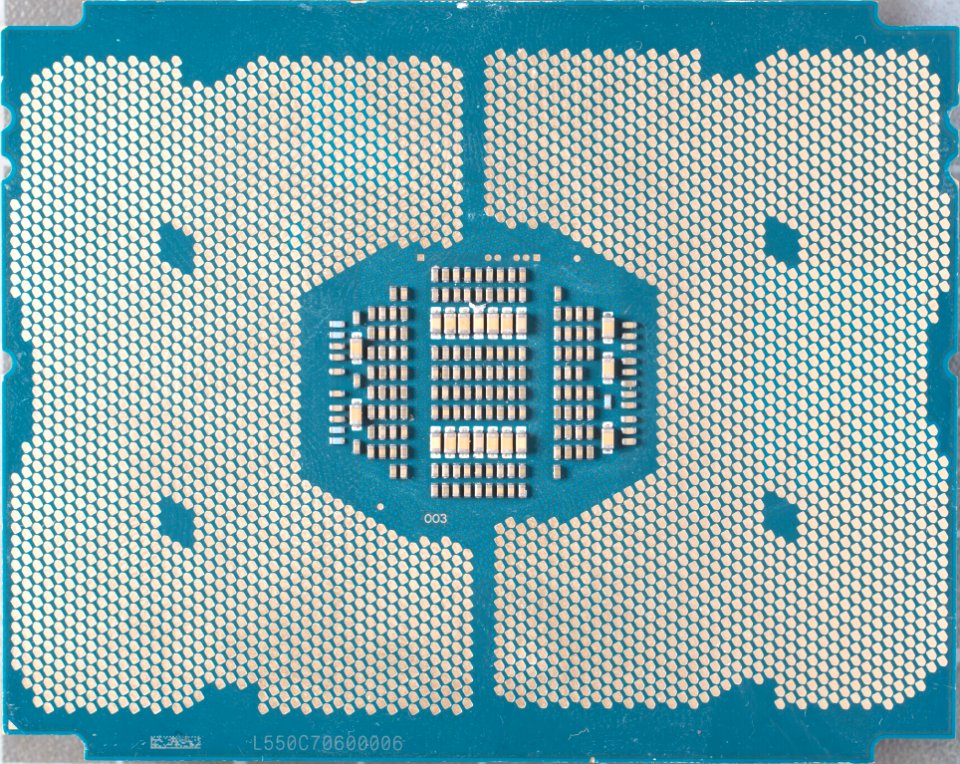 Intel@14nm@Xeon Phi@Knights Landing@Xeon(ES)@QHL6___DSCx2