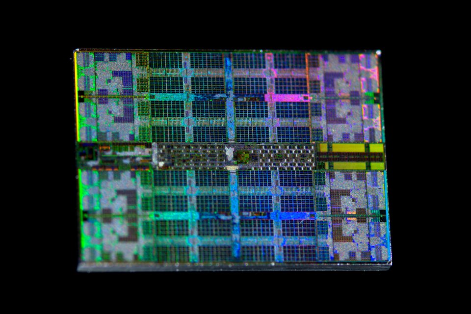 AMD@7nm(12nmIOD)@Zen2@Rome@EPYC_7702_ES@2S1404E2VJUG5_BB_E…