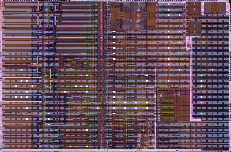AMD@350nm@K6@Model6_-_(cpuid562)@AMD-K6-233APR@3.3V_CORE_C…