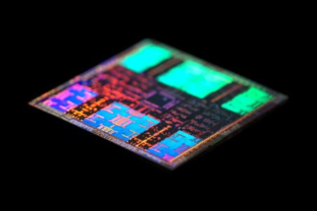 Nvidia@40nm@Fermi@GF100@GeForce_GTX_470@UA05B195_1019A3_S_…