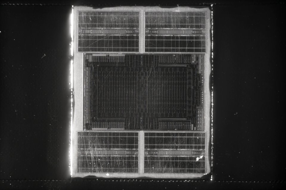 AMD@7nm@GCN_5th_gen@Vega20@Radeon_VII@_-_@___DSCx1_polysil…
