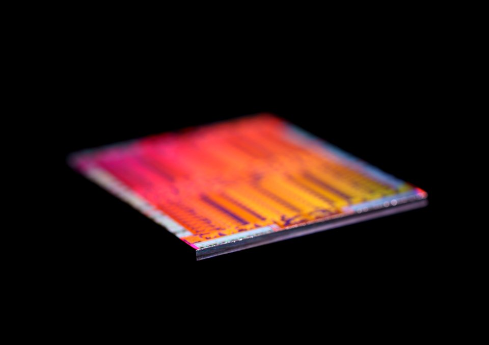 AMD@28nm@GCN_2nd_gen@Hawaii@Radeon_R9_290@215-0852020@___S…