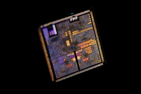 3Dfx@250nm@Fixed-pipeline@Napalm(VSA-100)@Voodoo_5_5500@35…