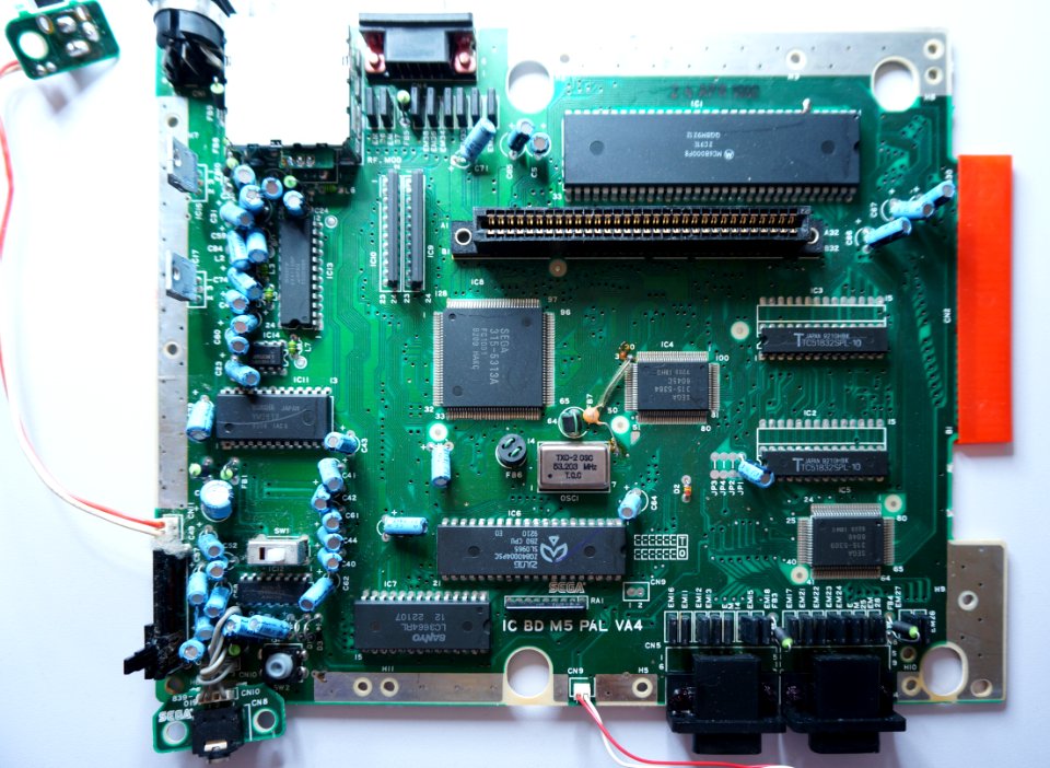 MD1_IC_BD_M5_PAL VA4___24_APR_1992