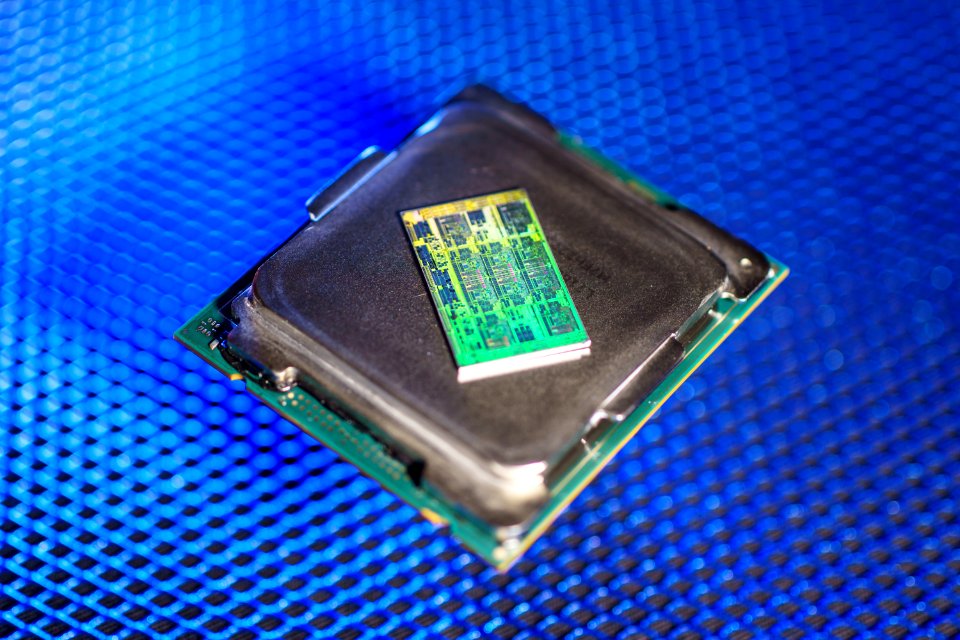 Intel@14nm@@Skylake@Skylake-X(LCC)@i7-7820X@SR3L5___DSC006…