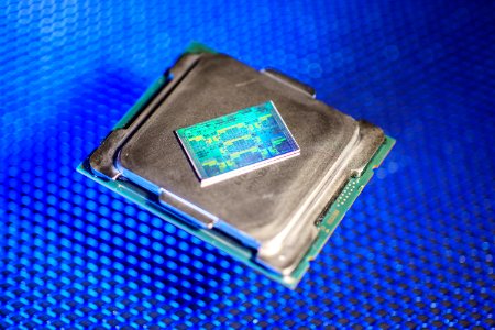 Intel@14nm@@Skylake@Skylake-X(LCC)@i7-7820X@SR3L5___DSC006… photo