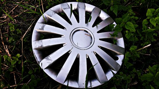 Auto car rusty wheel