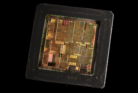 ATI@180nm@Fixed-pipeline@R100@Radeon_7200@215R6WBGA13_G031…
